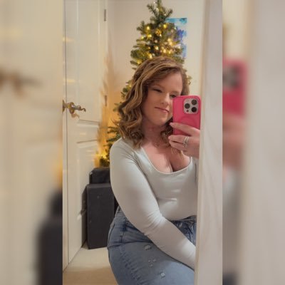 gracehereyall's profile picture. absolutely not
