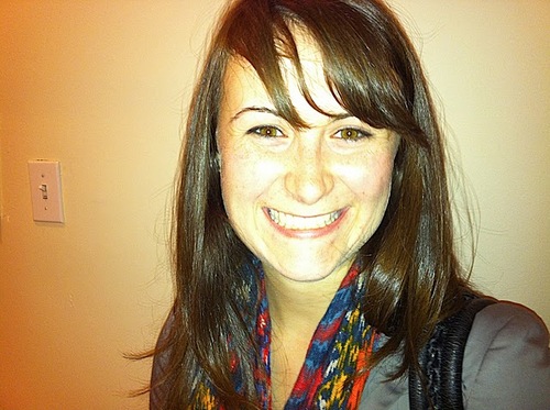 Perpetual grad student, (e)book lover, yoga fanatic and semi-political junkie