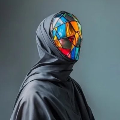 youngmonkeey's profile picture. Desconfio de todo idealista que lucra com seu ideal.