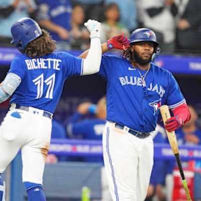 Ollie From the Six. Blue Jays & Raptors enthusiast. Vladdy for MVP | Scottie Barnes 4 for Prime Minister