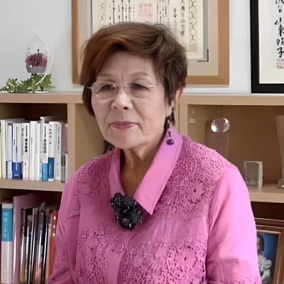 私は乳がんを患っている70代の未亡人です。私は自然に慰めを見出します🌲🌿それは私に痛みと癒しの両方をもたらします。痛みにもかかわらず、自然の美しさと驚異は私に一瞬一瞬を大切にするよう促してくれます