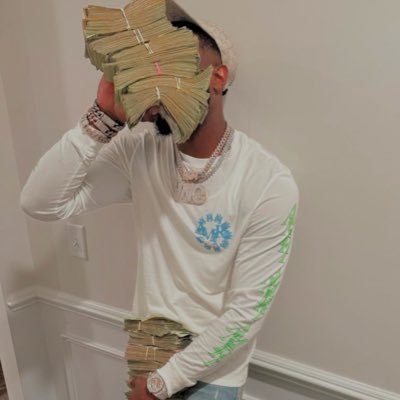 either way I’m getting rich 🏁☝🏽  FB: MigoYNGJefe #Freeskeet #FreePoodah