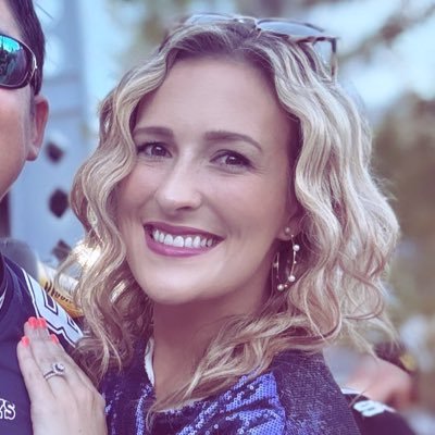 Proud girl mom & wife 🧑🧑🧒🧒| Educator ✏️ | Tech Specialist 💻 | Texan 🤠| Music obsessed 🎶 | Traveler ✈️ | Reader 📚| Cowboys Fan🏈