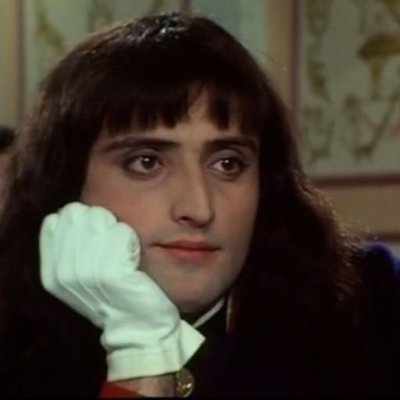 L00KING4WIFE's profile picture. Ashley | renowned x the everything app user