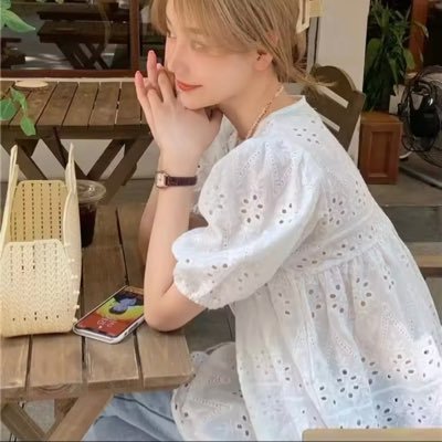 communityhealt's profile picture. 