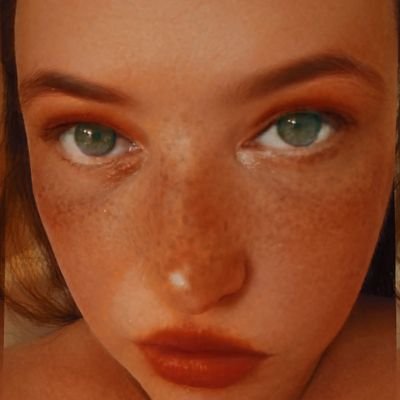 QueenChaosDemon's profile picture. 👀🍿👋