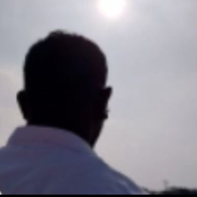 తెలంగాణ భవిష్యత్తు కాళేశ్వరం.
కాళేశ్వరాన్ని కాపాడుకుందాo✊
Ardent supporter of KCR garu, KTR garu and Harish anna.
