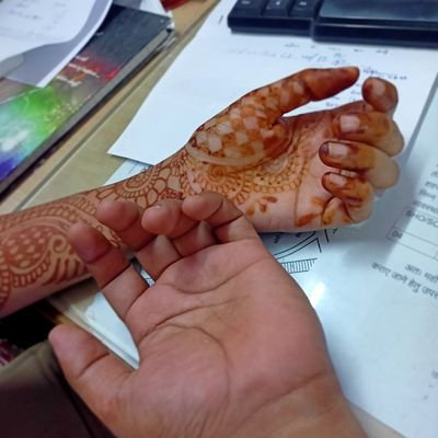 एक स्वस्थ समाज, जहां नेताओं की जवाबदेही हो पुलिस प्रशासन निष्पक्ष हो और देश के हर बच्चे को समान शिक्षा का अधिकार हो...
(Follow करें 100% follow back मिलेगा)