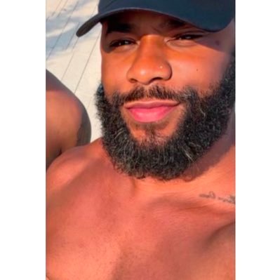 #dmv #dc #SE. | D•eterminant O•utgoing M•an | 📍ATX LIVING | |HOU TEXAS MADE🐃 | CREOLE🦐 || 𝐒𝐔𝐂𝐂𝐄𝐒𝐒 ||