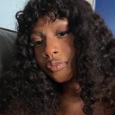 pretty me looking for a baby to make me buys when am bored with a good allowance