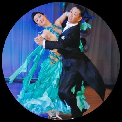 東京都荒川区西日暮里にございます、社交ダンス教室です。
🌹いつまでも自分の足で立って歩いていたい
🌹家族や介護士さんの面倒になりたくない
🌹社交ダンスを上達して楽しみたい🌹
正しい身体の使い方を身に着けて美しいダンスと健康寿命の延伸を手に入れましょう✨