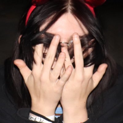ari0naj's profile picture. yea awesome