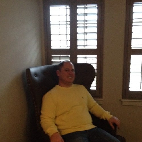 LawtonMullins's profile picture. man of mystery