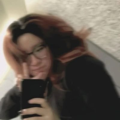 JustCaroline149's profile picture. 