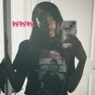 nadiaxjena's profile picture. 
