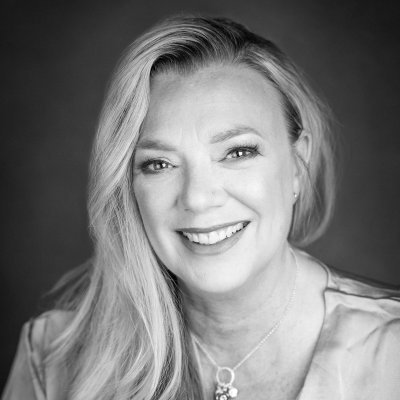 Author, Teacher, Coach, Founder of SwitchedON! Redefining education 🙌🙌 Schedule your call: https://t.co/lyCthBM4OD