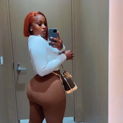 Beauty; Fitness and Fashion 💕💅🏾Shop my website for your beauty products and waist trainer ✨IG:skyedevineeyes