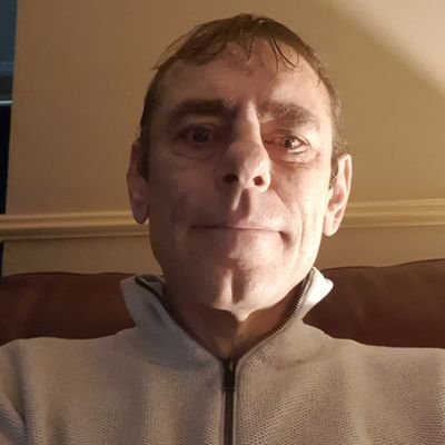 A 52 yo male who want to seek new friends who ďoesnt make an old man feel much older.