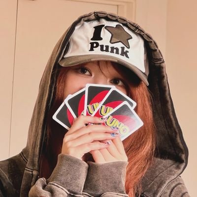 bambambam_e's profile picture. Tuntutlah ilmu sampai ke negeri Korea, karena di negeri China nggak ada @GFRDofficial