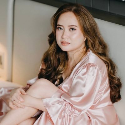 isciakuntala's profile picture. belle âme 👩