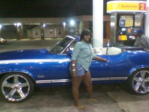 i love to have fun im a out going person. i love to get fucked up and i get it in ........ i stay turned up