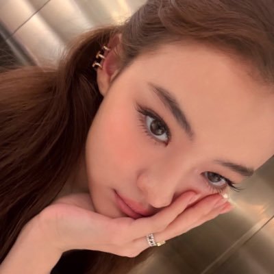 zenzenlounge's profile picture. 열심히사는중……. ꪔ̤̮