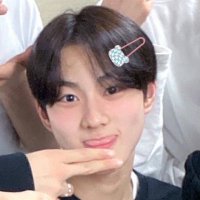 lalalan (@ieybda) 's Twitter Profile