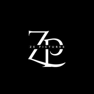 ze_pictures's profile picture. 📸| Passionnée de photographie ✍️| affiche de match ⚽️| Sport Philosophy