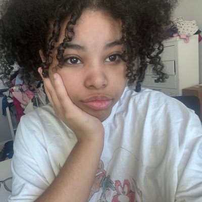 Cozy Gamer✨ 19🧸 RI📍Twitch Streamer💜 Hey! Here is the link to my Fanvue profile: https://t.co/lT0lAlRT3i