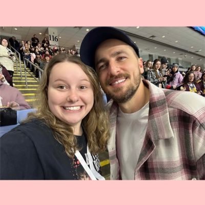 maiaanderson777's profile picture. Kendall girl at heart! Just a girl who loves BTR❤️🖤
