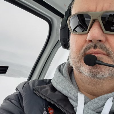 thetraderlodge's profile picture. Helicopter Pilot