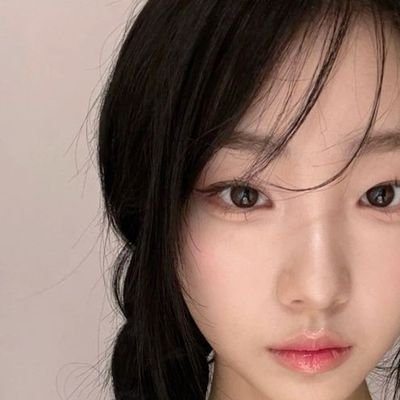 vrynnkas's profile picture. 𝖿𝗋𝖾𝗌𝗁  𝗌𝗍𝗋𝖺𝗐𝖻𝖾𝗋𝗋𝗂𝖾  `  𝗌   𝗌𝗆𝖾𝗅𝗅　　　　　　　　　　　　　　　　　　　　　　　　　　　　　　　　　　　　　　　　　　　　　　　　　　　　
　　　　𝗂𝗇   𝗍𝗁𝖾   𝗀𝖺𝗋𝖽𝖾𝗇    ────    꽃