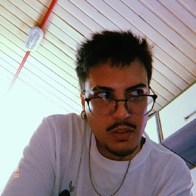 VitorDeAngelis_'s profile picture. Arquiteto?
Bacharel em CC?
Não sei de mais nada