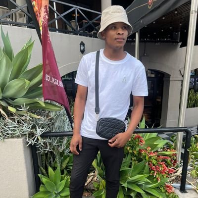 wow_hes_xhosa_'s profile picture. Bio Can't Be Blank.