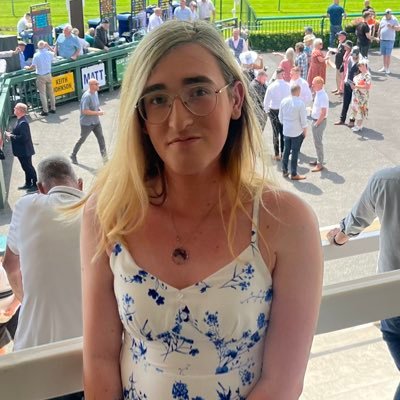 TooNanigans's profile picture. 21 | she/her | kcl’25 European Politics | Liverpool ❤️ & McLaren🧡