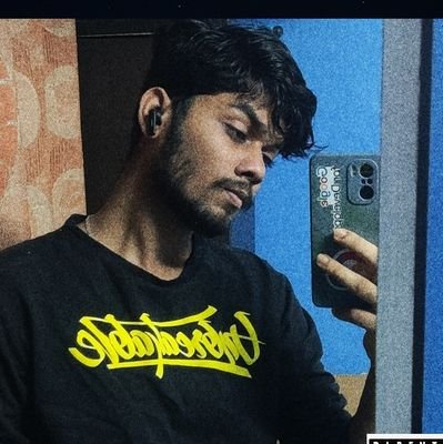harsh_dev8's profile picture. I'm Frontend Web Developer, Developing anything but feelings 🫡 imma post bout tech & my random thoughts here 🥴