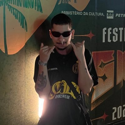 Filmmaker, editor de video e podcast. Fazendo merda desde 2003