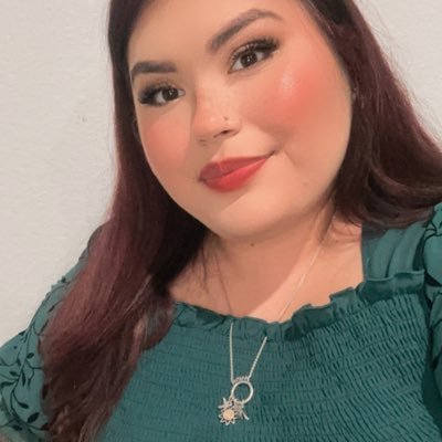 Ms_JCantu's profile picture. proud product of Aldine 🍎✏️📚 • maestra bilingüe de 4to grado @BlackES_AISD 🐾 • my purpose is greater than my challenges 🤍✨