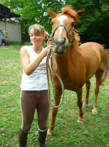 CeylliA's profile picture. 