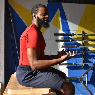 Head Girl's Track Coach at Arsenal Tech| USATF1, USATF2-Jumps, Sprints/Hurdles/Relays | USAF Vet🇺🇸🛫 #Titans
Co-founder of Vanguard A&T