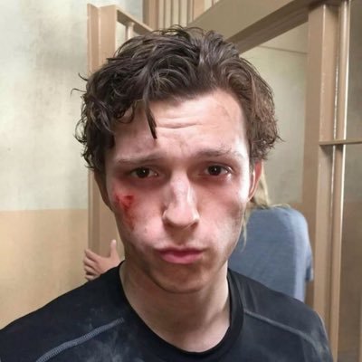 P3T3RBPARK3R's profile picture. please stop asking “who?” when someone says my name. | He/Him nothin else chat | Pro Mysterio DNI!!! 🤮🤮