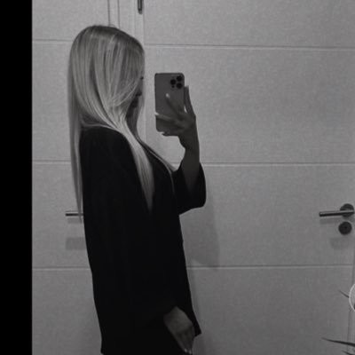 lemairelisa6's profile picture. 🪬🪬