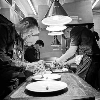 head chef @theolddeanery former chef patron 3 rosette park restaurant and chef @thebowroom , Michelin ⭐️ winner @blkswanoldstead . Opinions are my own