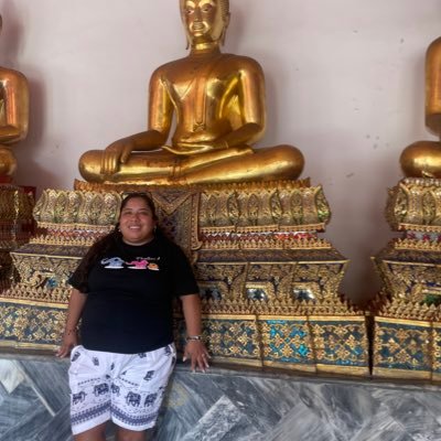 Una viajera feliz! Enamorada de Tailandia 🇹🇭 y de dos tailandesas hermosas #fayeperaya #yokoapasra