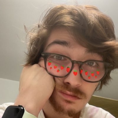 EvanHanson27's profile picture. 👉 😎 👉 zoop