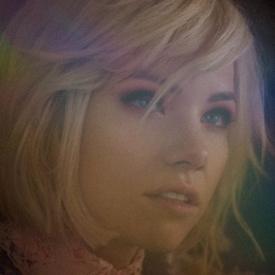 ʟɛȶ'ֆ քʀɛȶɛռɖ ɨȶ'ֆ ռօȶ ȶɦɛ ɛռɖ օʄ ȶɦɛ աօʀʟɖ — Carly Rae, Miley, Dua & Shakira.