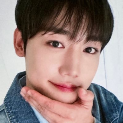 leejangggu's profile picture. 