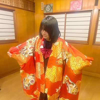 『なりたい自分をなかったことにしないで🎀#セーラー服おじさん 🚆制服で日本を旅して、笑顔と自由を届けています! 』 #毎日女装生活(通勤・日常98%) に取組 🎤仮想事務所『Trinity of Spirits』—主宰—#札幌わらこ39⭐️STAR’sプロジェクト—▼アイドルブログ・LIVE活動はこちら▼