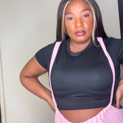 FancyNancy_Shop's profile picture. 👯‍♀️ Spontaneous Fun 💄🧥Fashion & Beauty Finds 🛍️Shop Here ————————👇