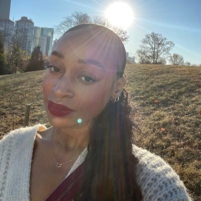 South side of Chicago raised | She/Her | PhD Student | Figuring out Black womanhood one day at a time